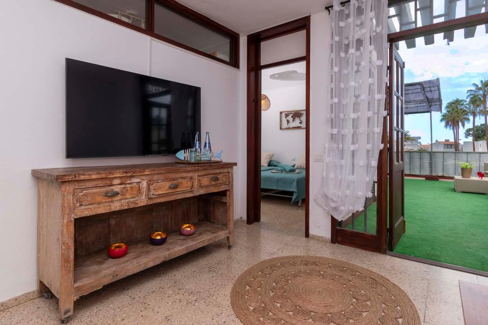 TV and multimedia, Garden view