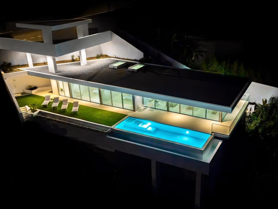 Property building, Night, View (from property/room)