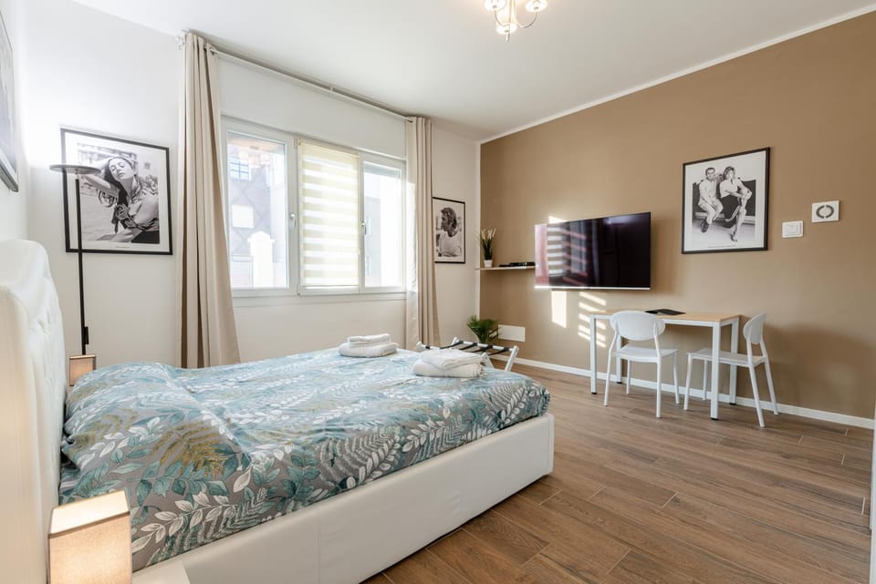 TV and multimedia, Bedroom