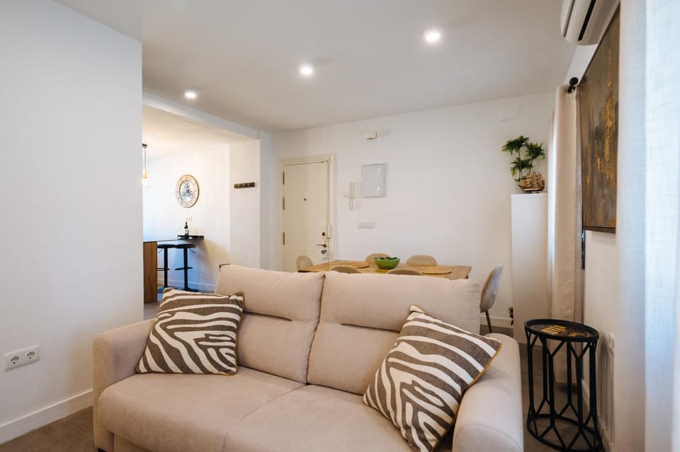 Lounge or bar
