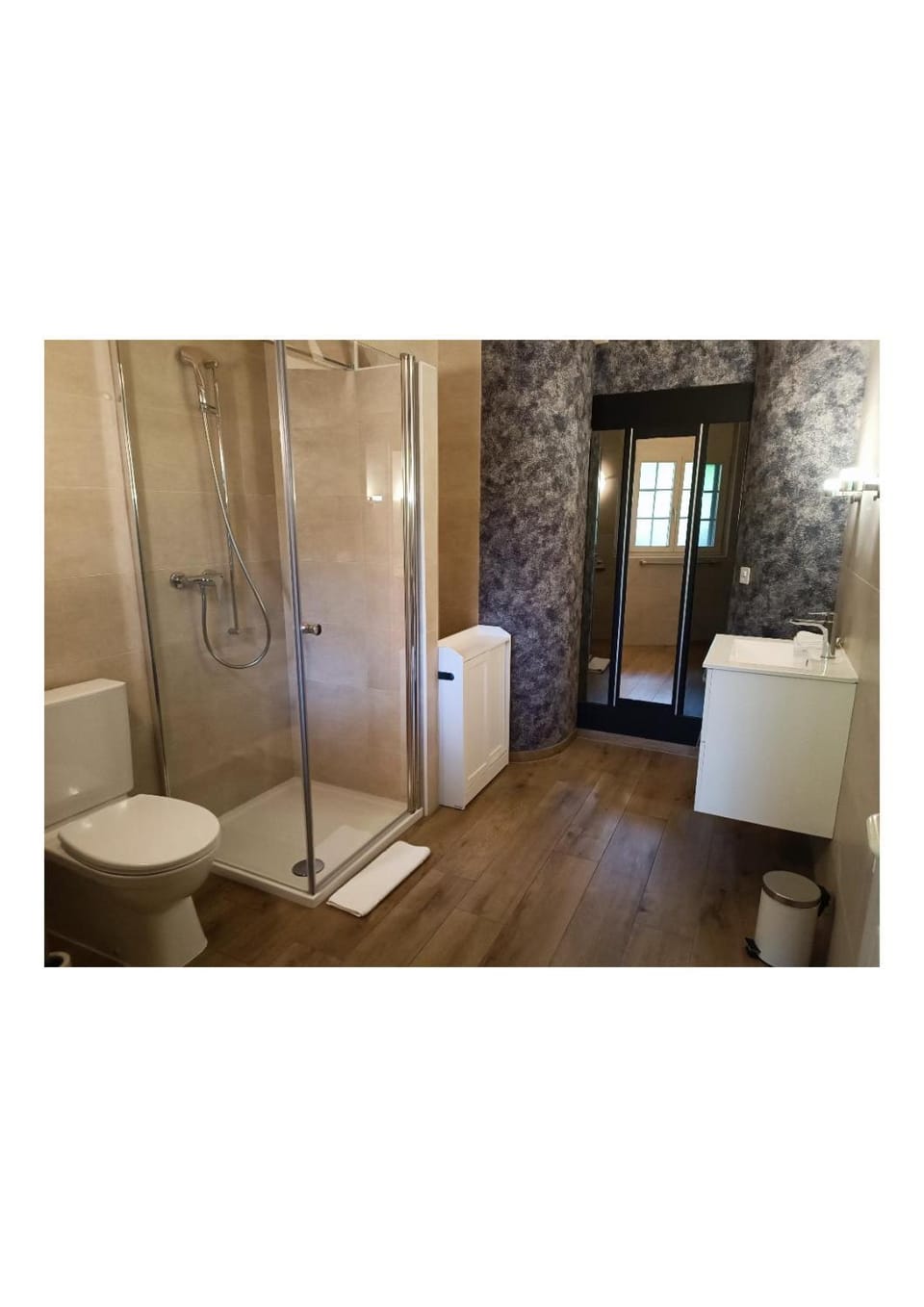 Shower, Toilet, Bathroom