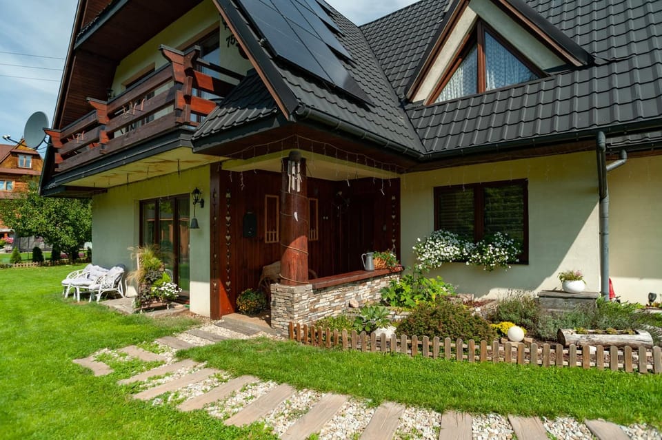 Property building, Garden