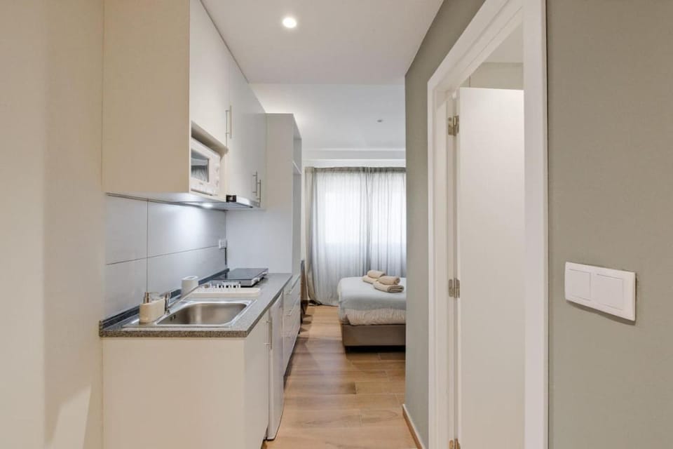 Lovely studio fully equipped near subway N1 Apartment in Lisbon