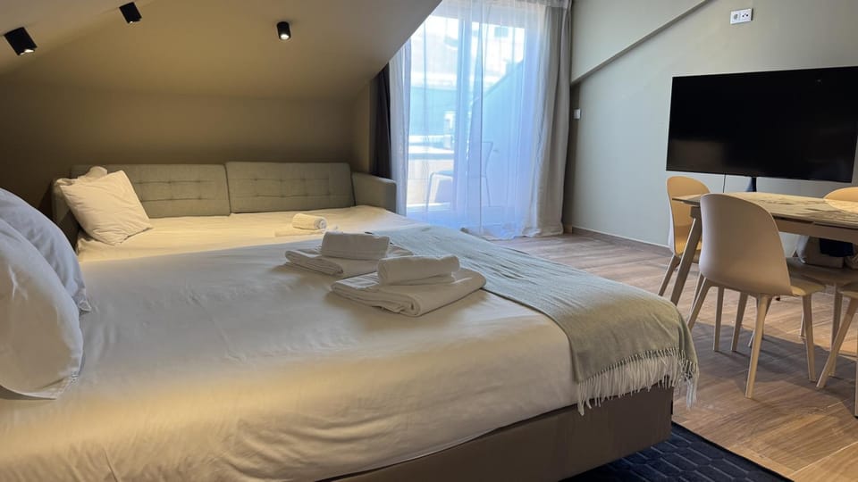 Lovely studio fully equipped near subway N12 Apartment in Lisbon