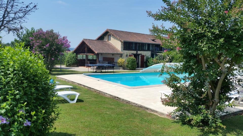 Billiard, Table tennis, Swimming pool, Swimming pool