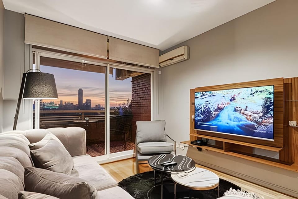 Top 1BR Open Polo Field Views & Pool! Apartment in Buenos Aires