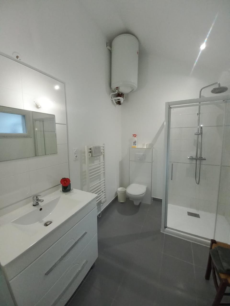 Shower, Toilet, Bathroom