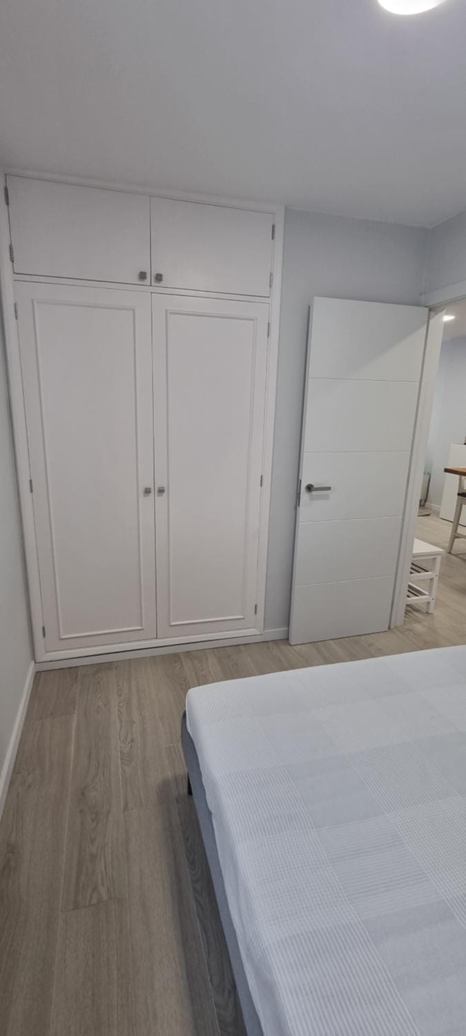 Bedroom, wardrobe