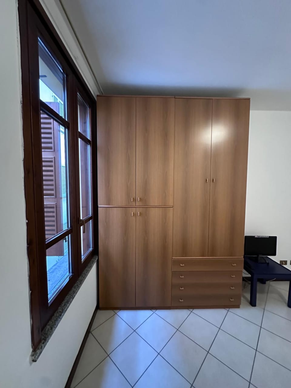 Living room, Seating area, wardrobe