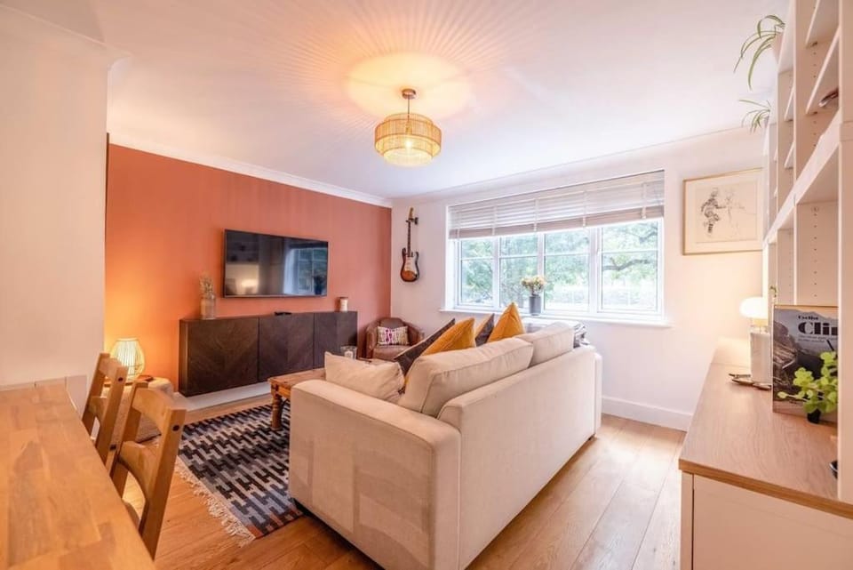 Cosy 1BR -Ascot Racecourse - Parking - By Tempstay Apartment in England
