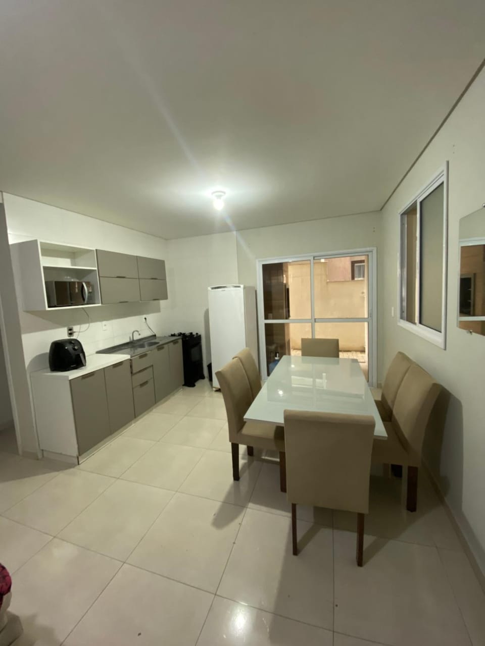 Apartamento térreo 2 Dorm Apartment in Florianopolis