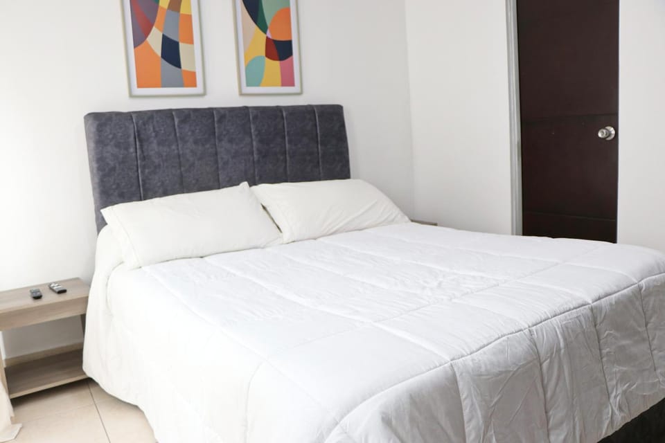Lindo apartaestudió cerca avenida de los estudiantes y universidades apto 301 Apartment in Pasto