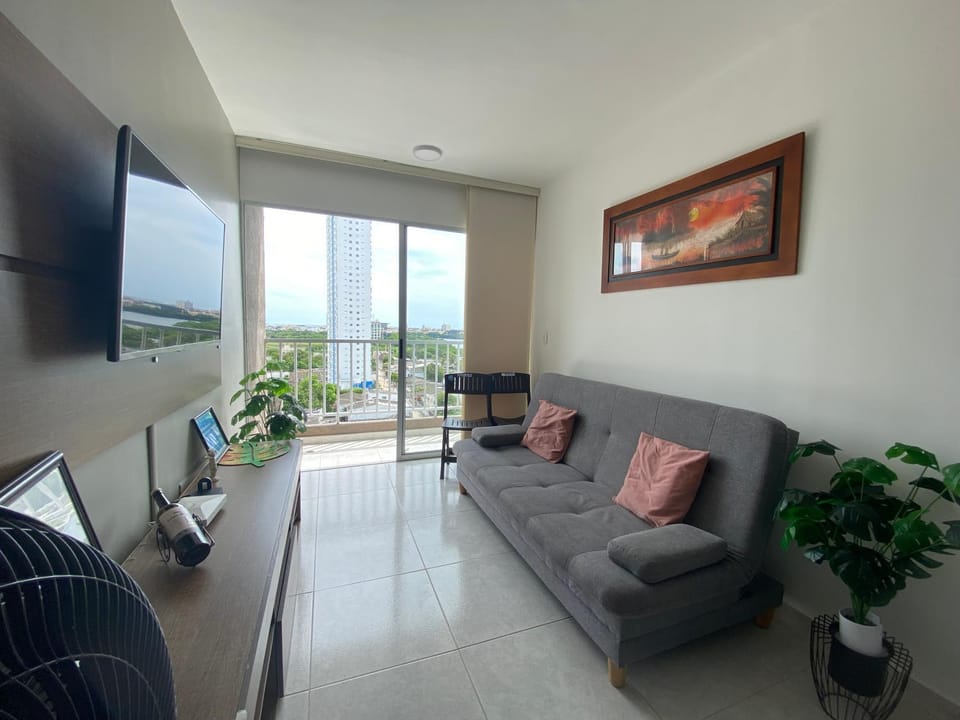 Communal lounge/ TV room, TV and multimedia, Living room
