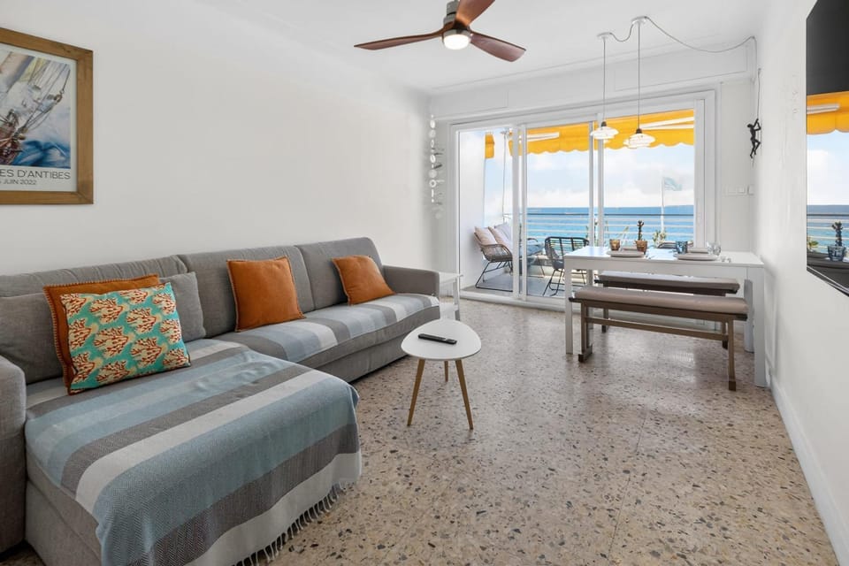 Le Soleil - Sea - Spacious - Hypercentre - Car park Apartment in Antibes