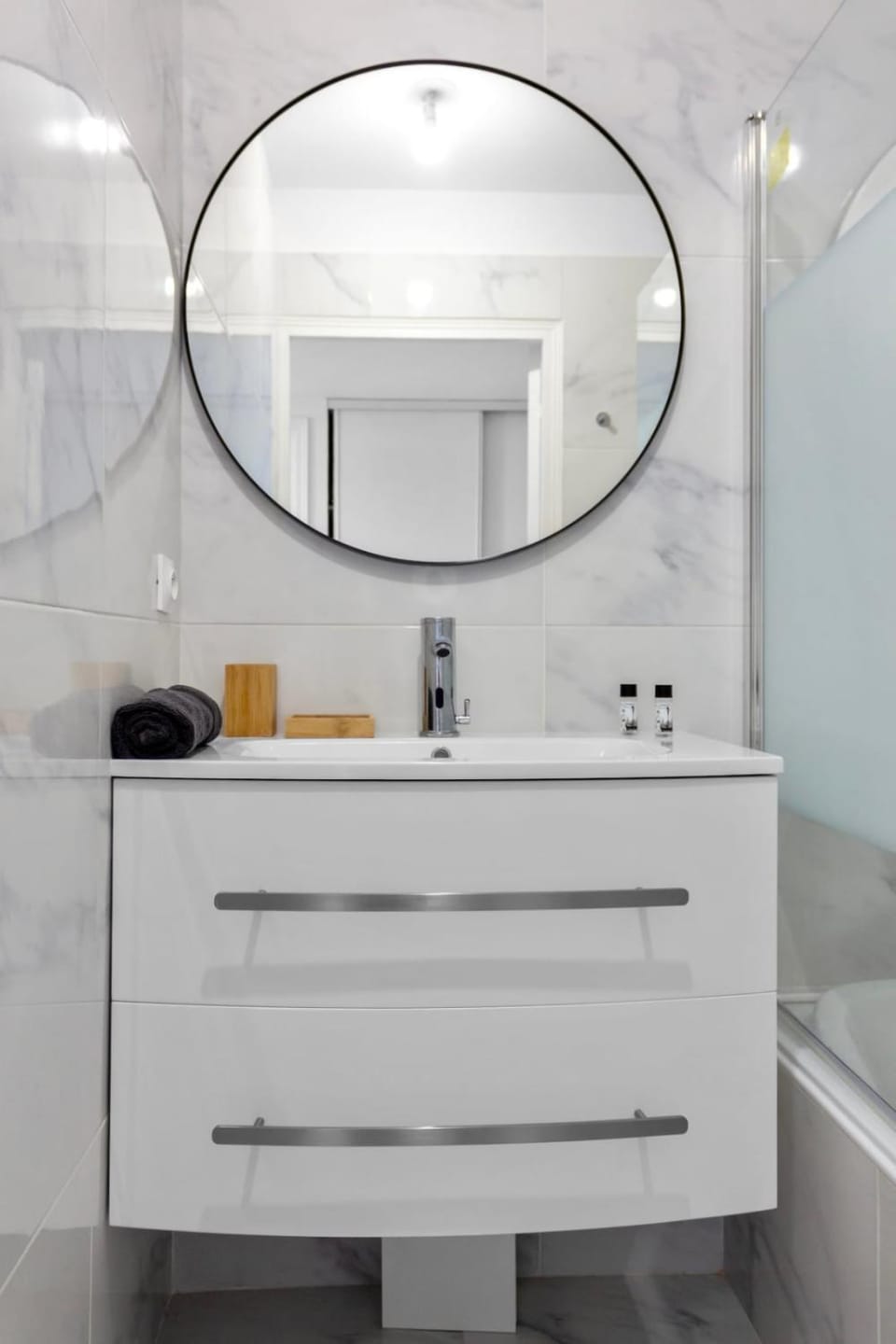 Le Prince - Quiet - Parking - Hypercenter - AC Apartment in Cannes