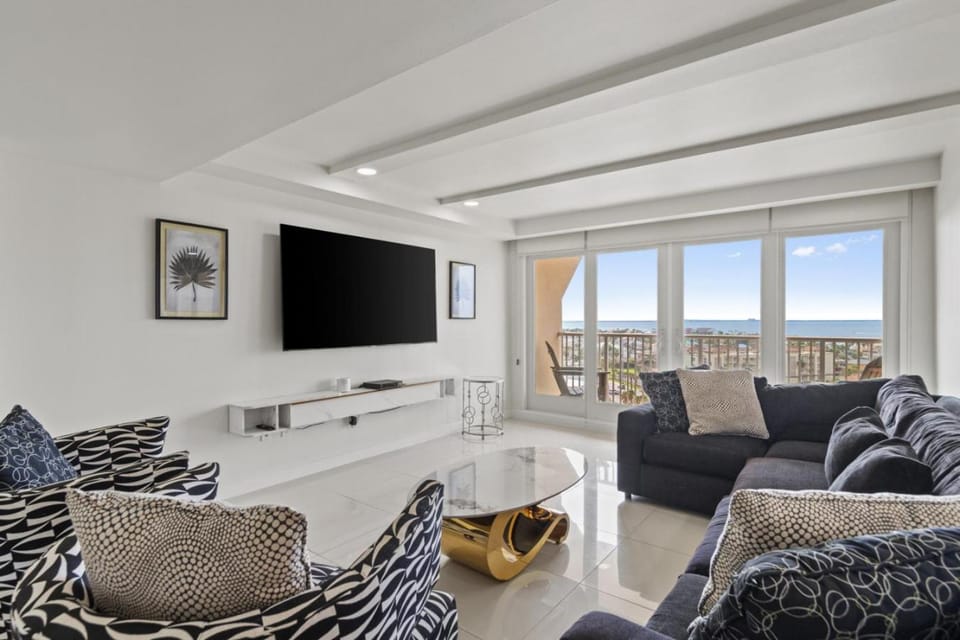 Solare Sunset Oasis on the Beach Apartment in South Padre Island