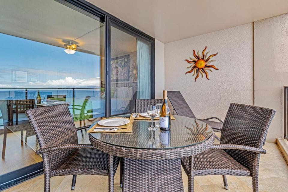 Balcony/Terrace, Seating area, Sea view