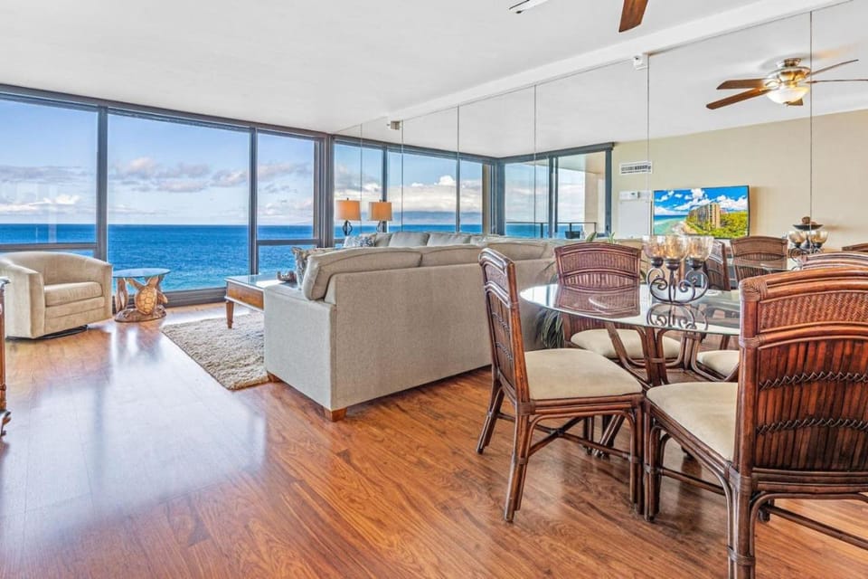 Living room, Seating area, Dining area, Sea view