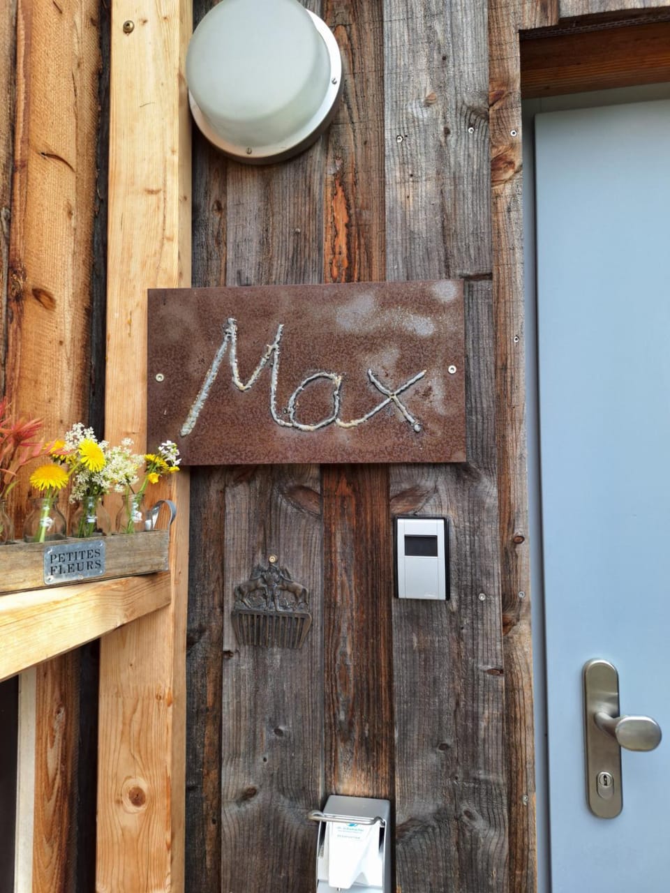 Property building, Logo/Certificate/Sign
