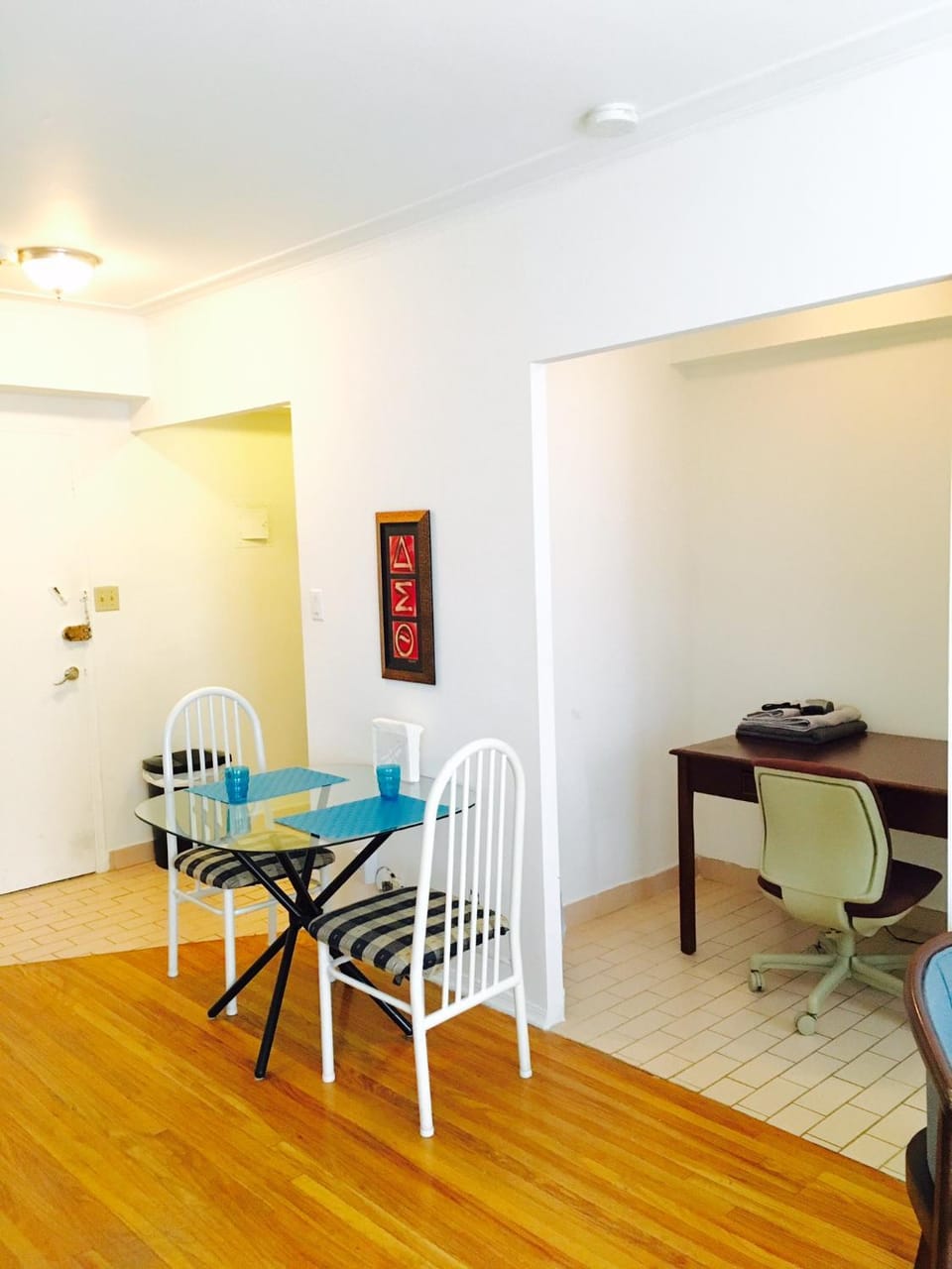 Stylish Montreal Apartment Comfortable Stay in the Golden Square Mile Apartment in Montreal