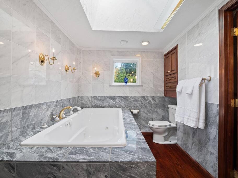 Willow Woods Retreat - Farmhouse - Patio & Nature House in Lake Erie