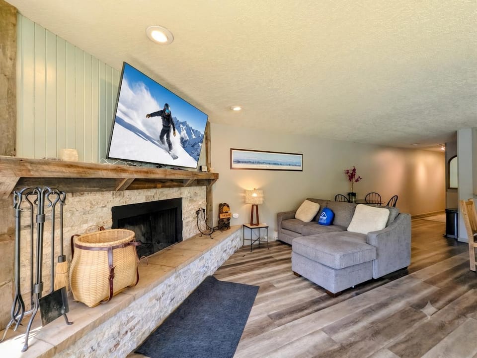 Willows 1703 by SummitCove Lodging in Colorado House in Keystone