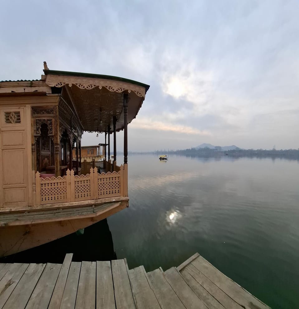 Swift houseboats Hotel in India