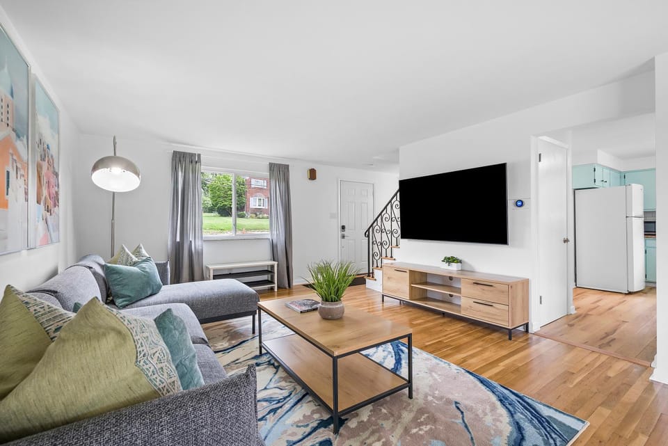 TV and multimedia, Living room, Seating area