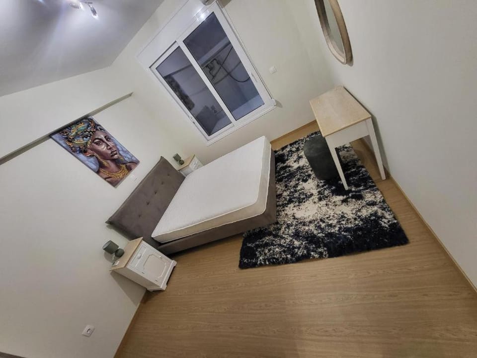Embassy Studio Apartment in Athens