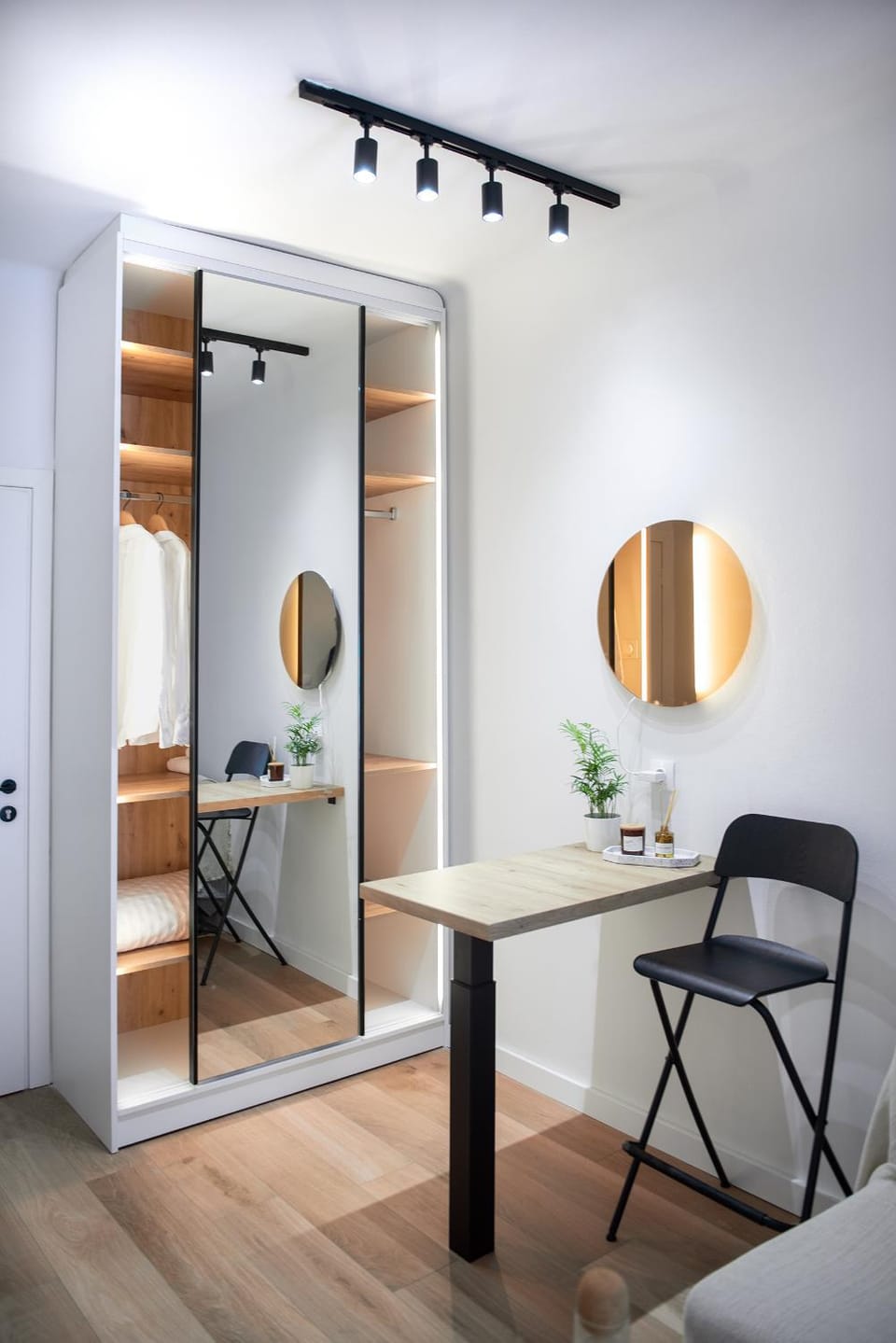 wardrobe