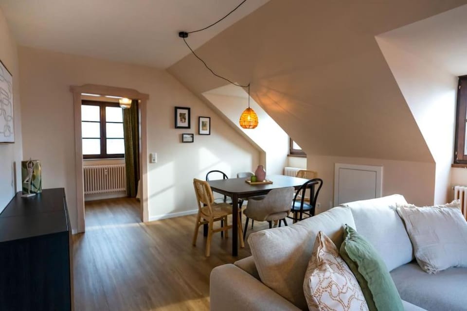 große schicke Wohnung beste Altstadtlage Parkplatz Apartment in Fulda