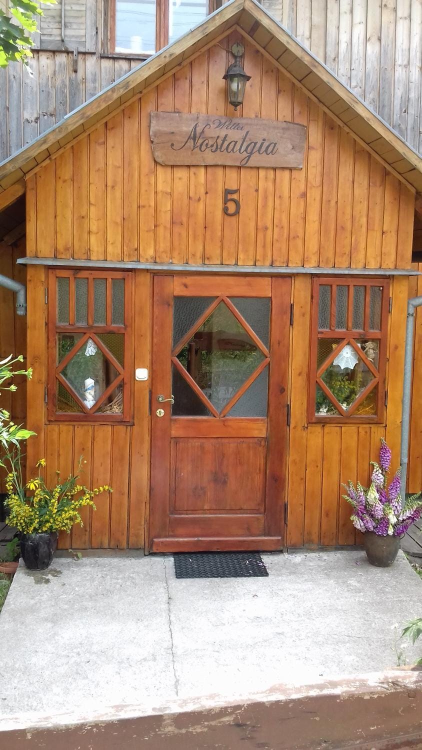 Facade/entrance