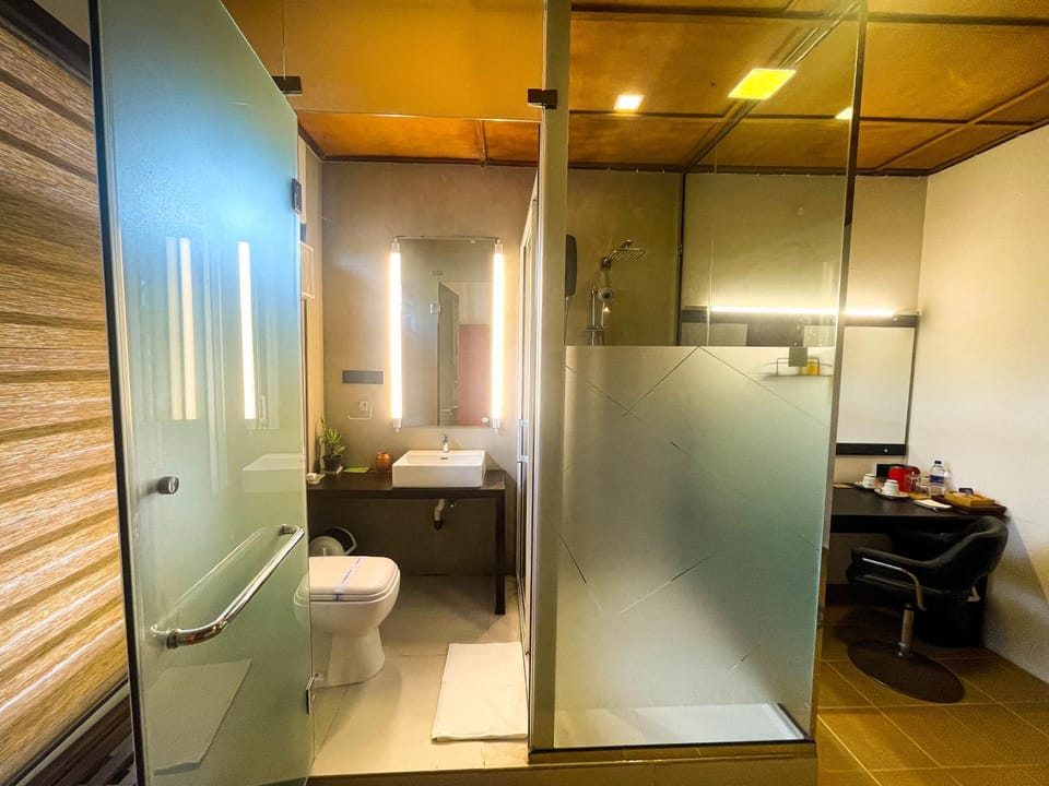 Cruzian Bliss Apartment in Negombo