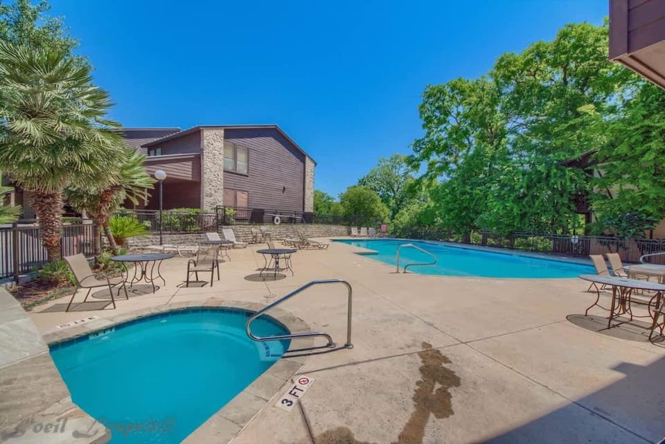 CW B201 Comal Riverbahn Retreat B201 House in New Braunfels