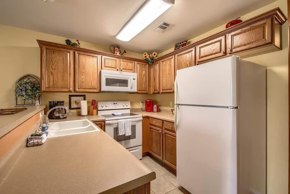 WW E202 Schlitterbobs Hideaway House in New Braunfels
