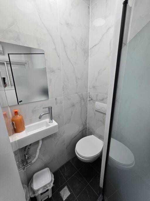 Ryo 38 דירת נופש מושלמת מרחק 5 דקות מחוף הים Apartment in Tel Aviv District