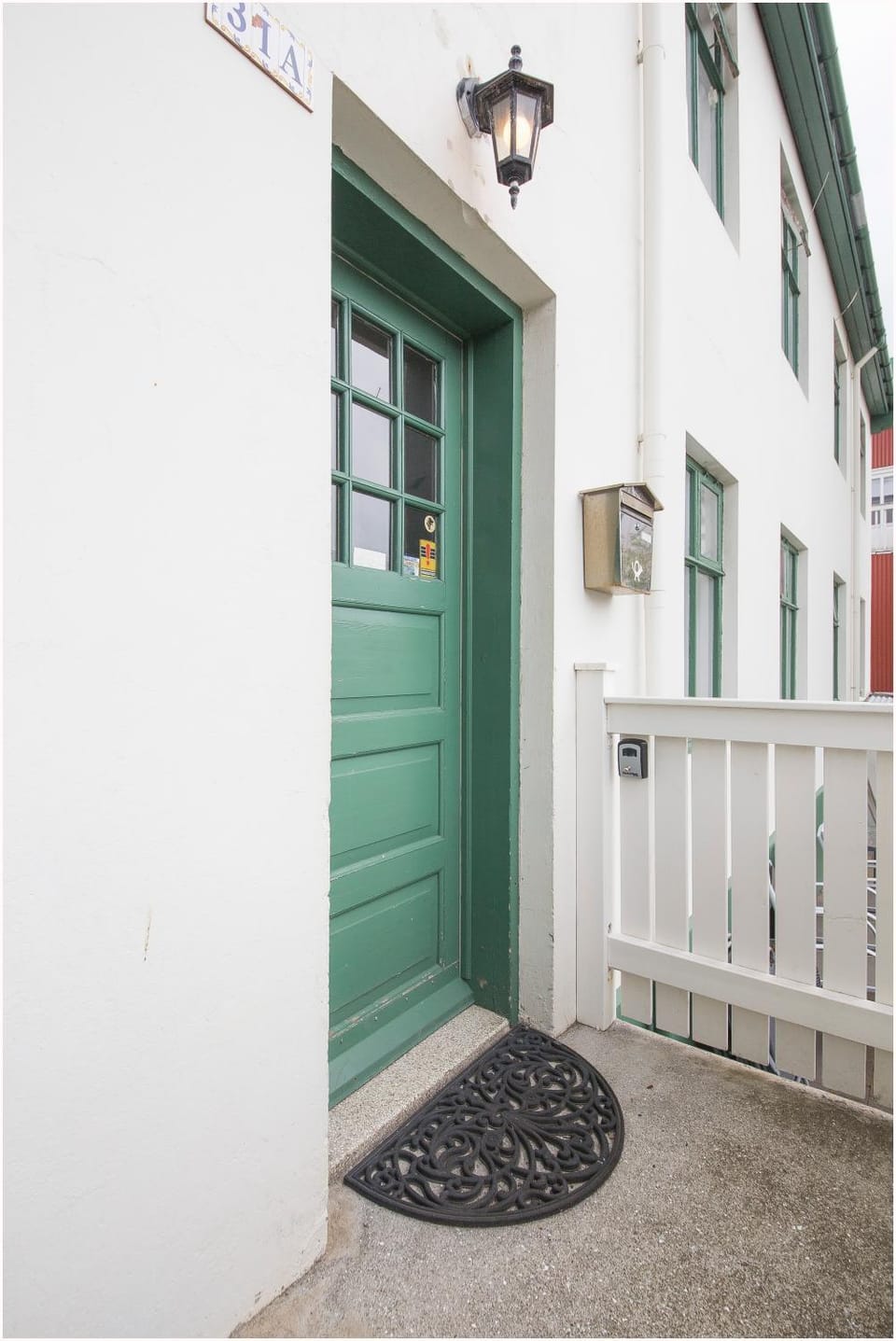 Facade/entrance