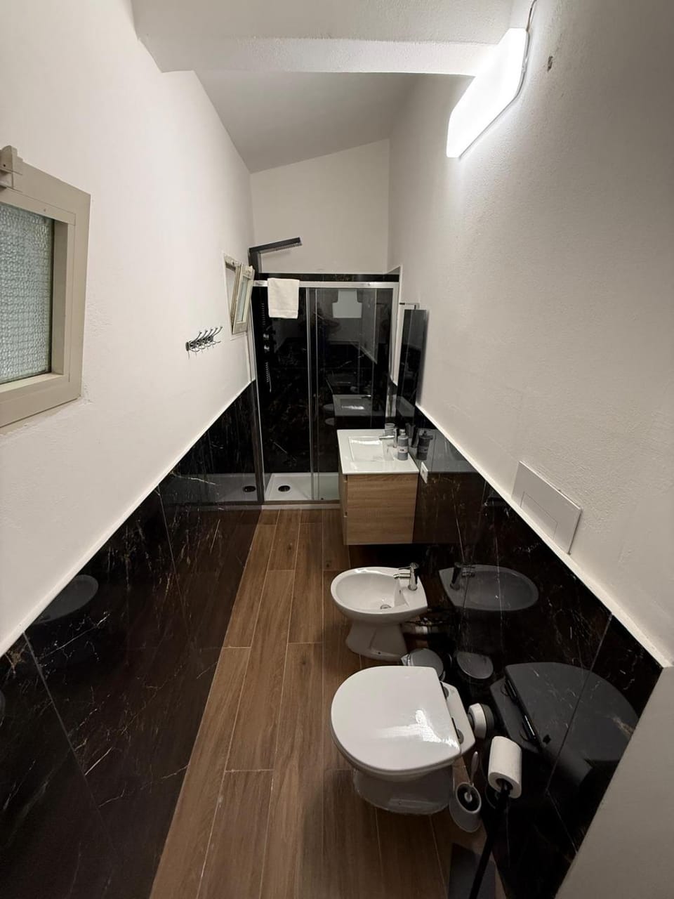 Shower, Toilet, Bathroom, bidet