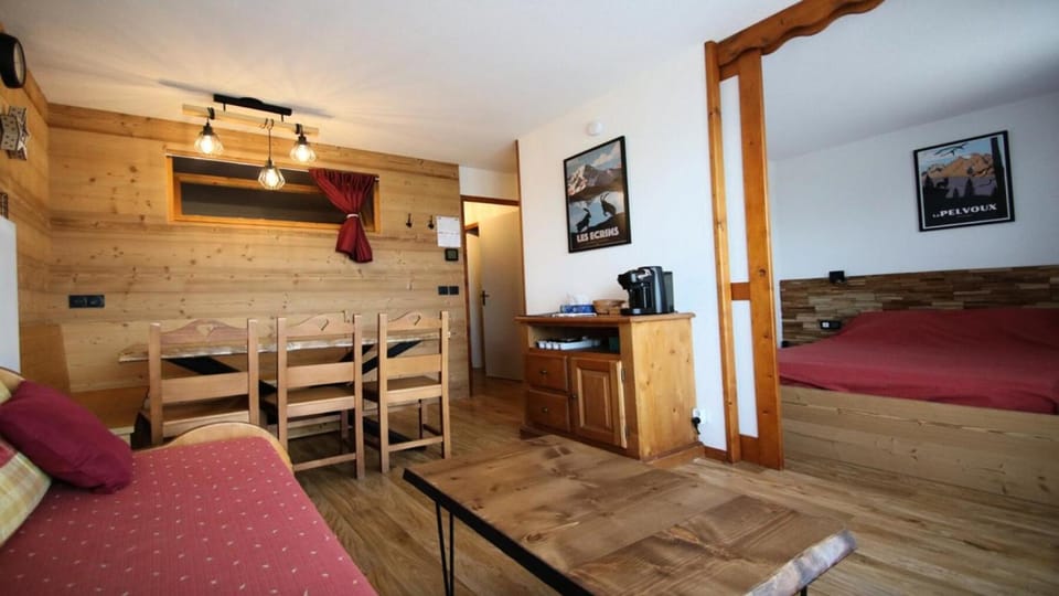 Résidence Dame Blanche - DBA226 - APPT 1 CHAMBRE + CABINE - BALCON - 6 PERSONNES - Secteur 1800 MAE-7934 Cabin in Provence-Alpes-Côte d'Azur