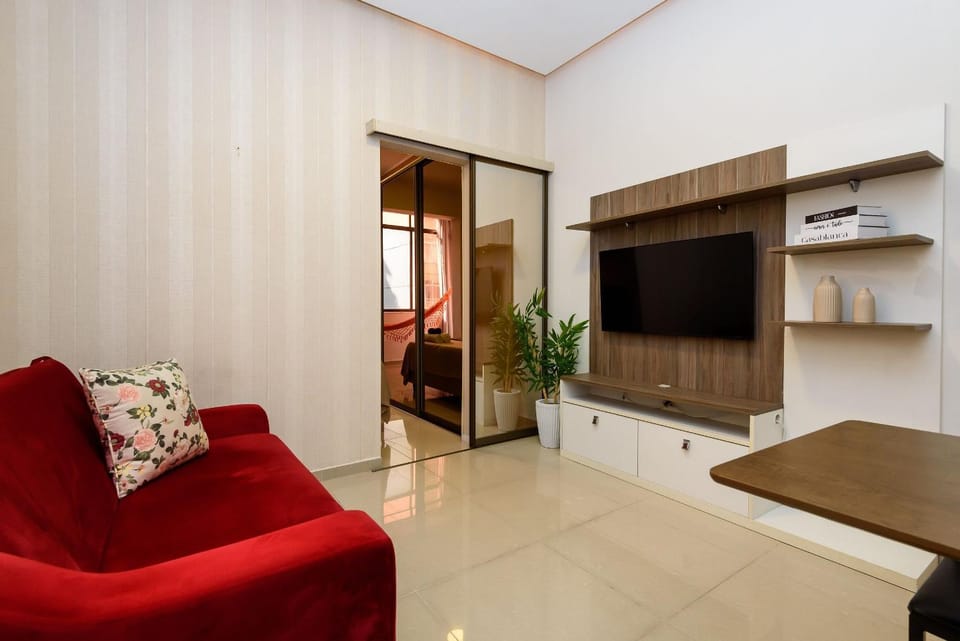 1-Bedroom 200m from the Beach | FM 144/407 Apartment in Rio de Janeiro