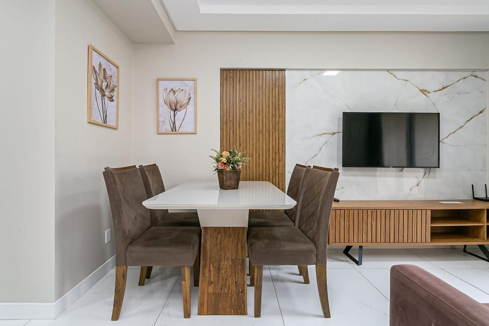TV and multimedia, Dining area