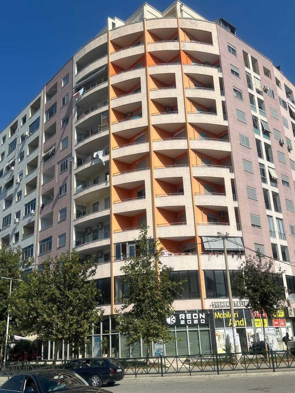 Property building, Day, Neighbourhood, City view, Street view, Location