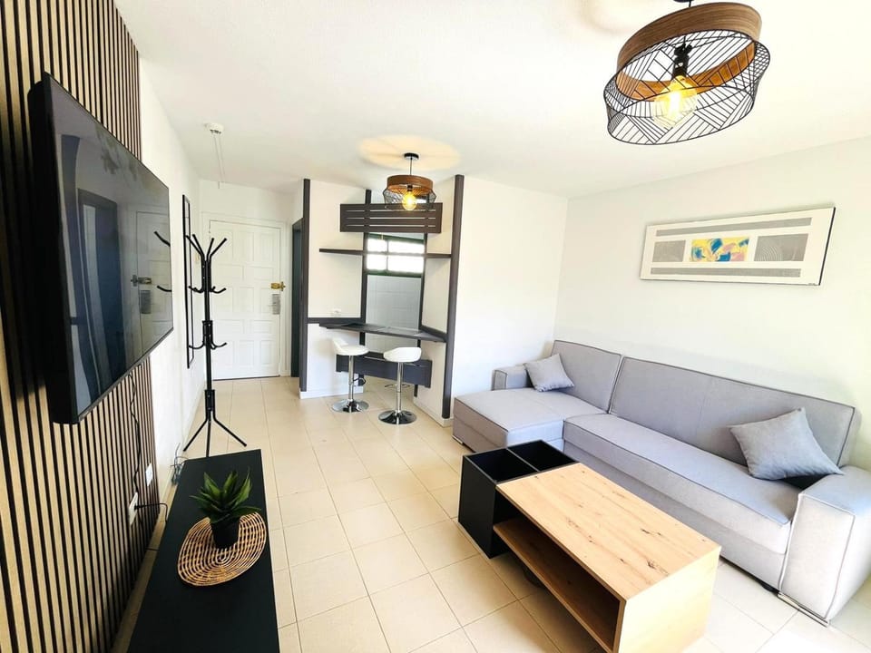 Communal lounge/ TV room, TV and multimedia