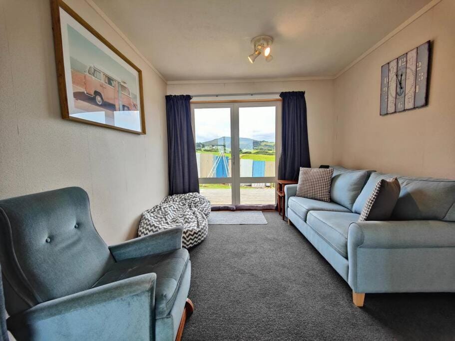 Beach Bliss Retreat House in Southland