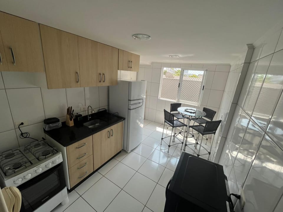 Kitchen or kitchenette, Dining area, dishwasher, minibar, oven, pet friendly, stove, toaster