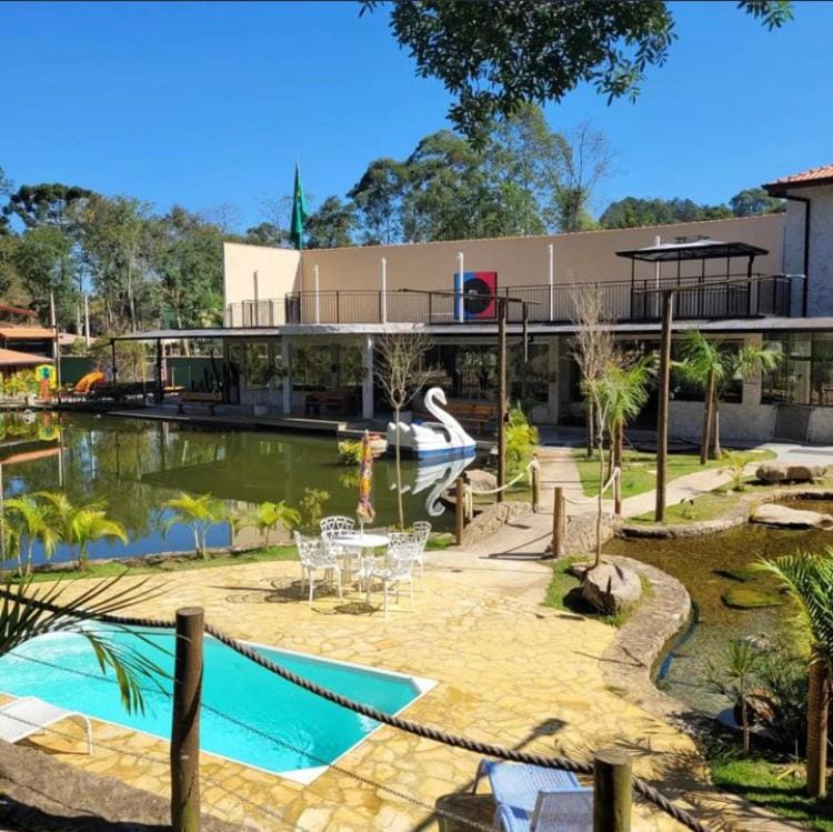 Property building, Day, Pool view, Swimming pool