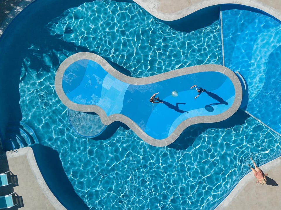 Bird's eye view, Swimming pool