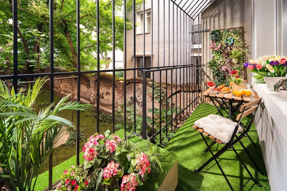 Your Spacious Home With Terrace & 3 Acs Apartment in Sofia