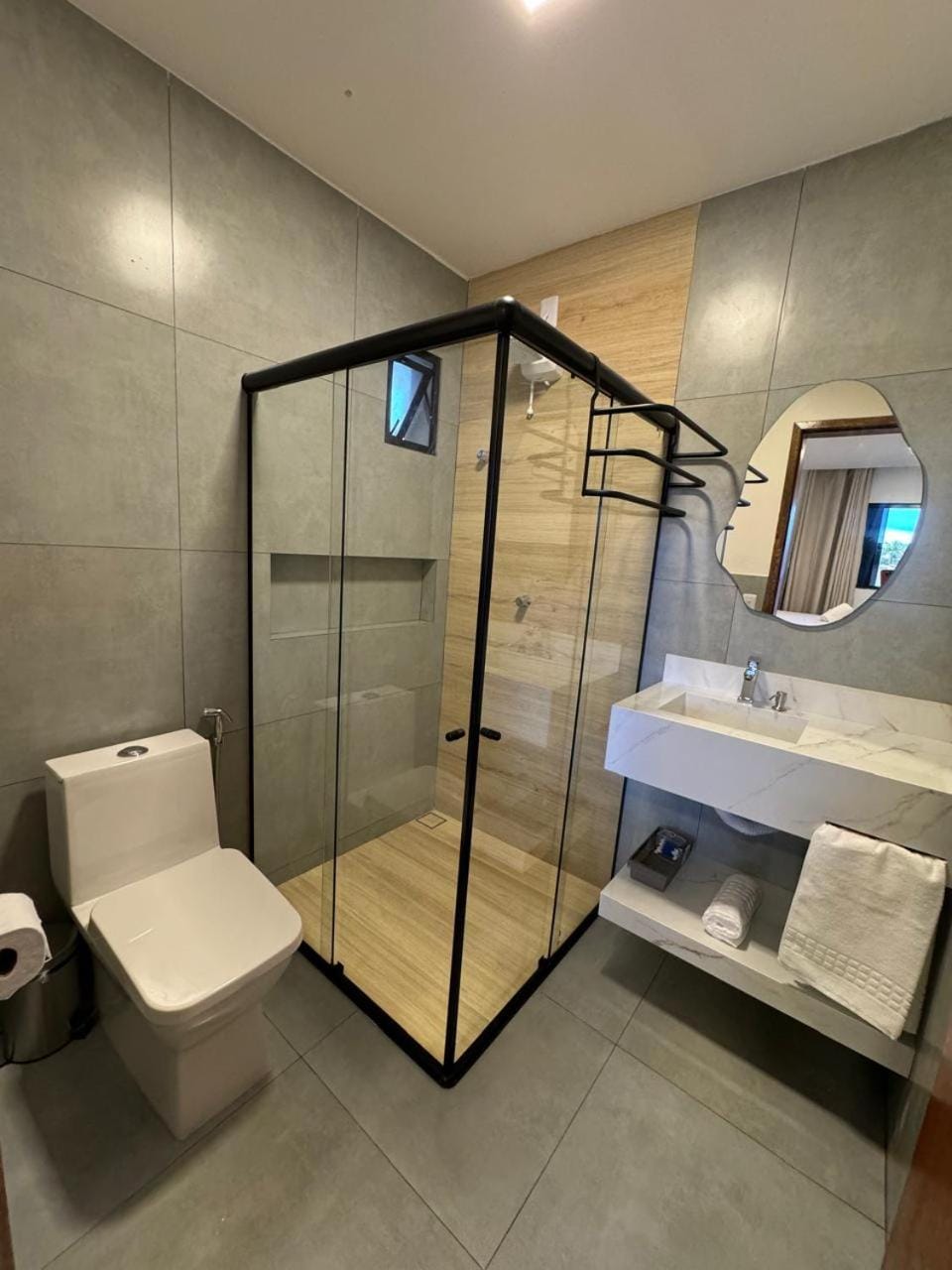 Shower, Toilet, Bathroom