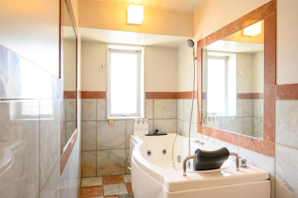 Bathroom, Bath